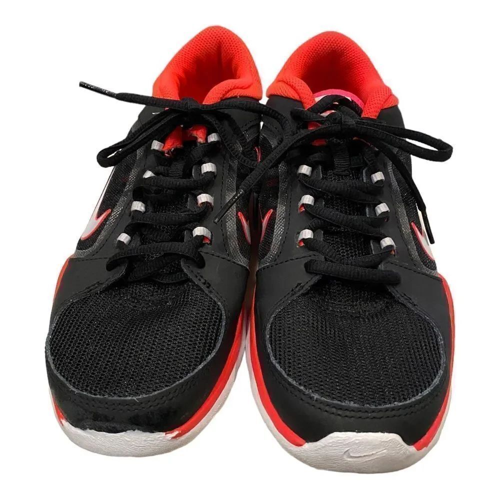 Nike Women's Flex Trainer 4 Black Laser Crimson Sneakers 6.5 - Picture 3 of 6
